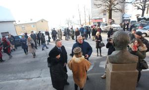 ODKRITJE DOPRSNEGA KIPA JOŽETU UDOVIČU 22 FOTO LJUBO VUKELIČ